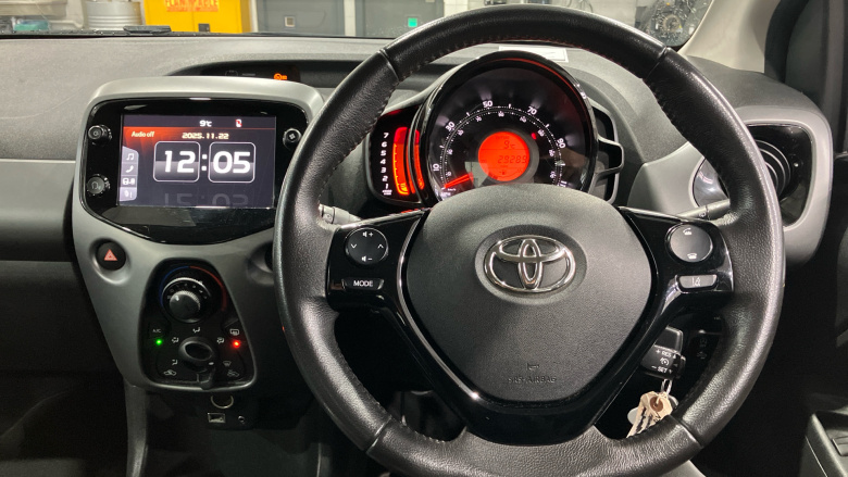 Toyota Aygo 1.0 VVT-i X-Play TSS 5dr Petrol Hatchback